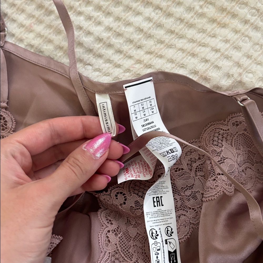 Intimissimi satin slip with Lace Insert Detail mauve medium - Picture 5 of 5